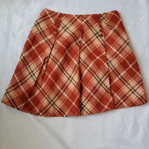 Vtg Bobbie Brooks Plaid Mini Skirt in Red and Cream Dark Acacademia - Picture 3 of 14